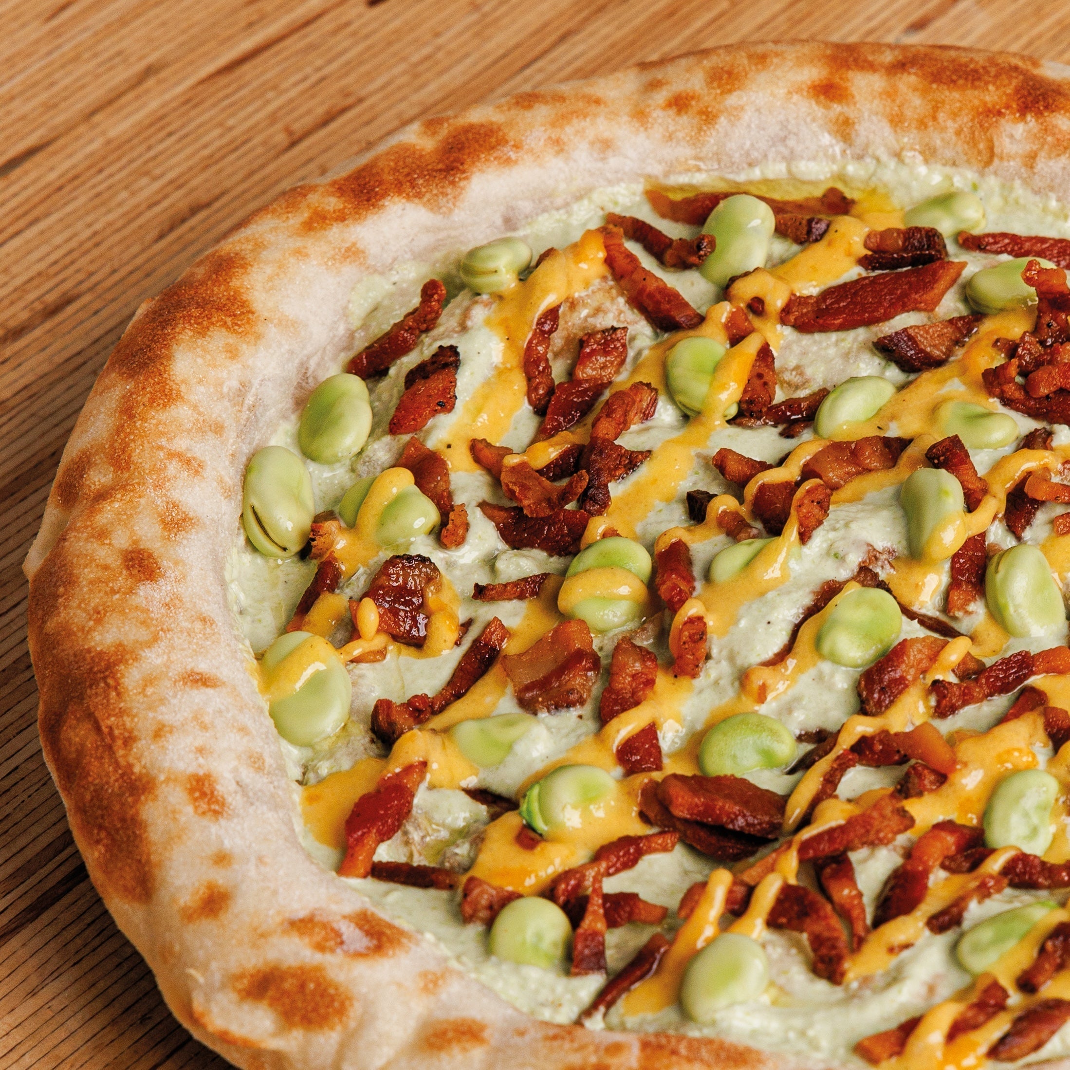 Pizza Tonda alla Carbonara con Fave